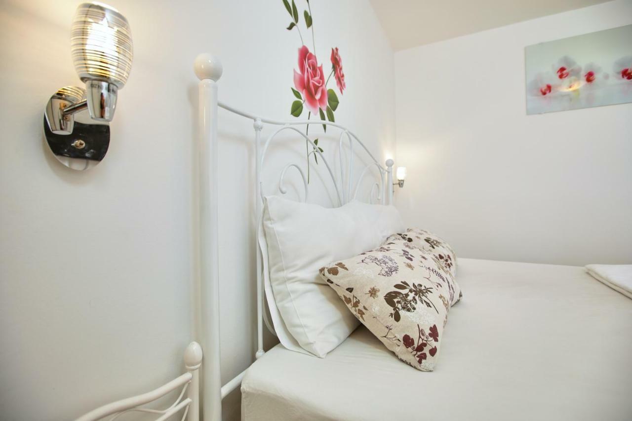 Studio Kristic, Cozy Studio With A Terrace Dubrovnik Buitenkant foto