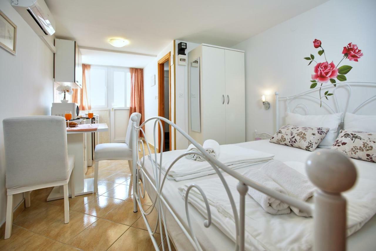 Studio Kristic, Cozy Studio With A Terrace Dubrovnik Buitenkant foto